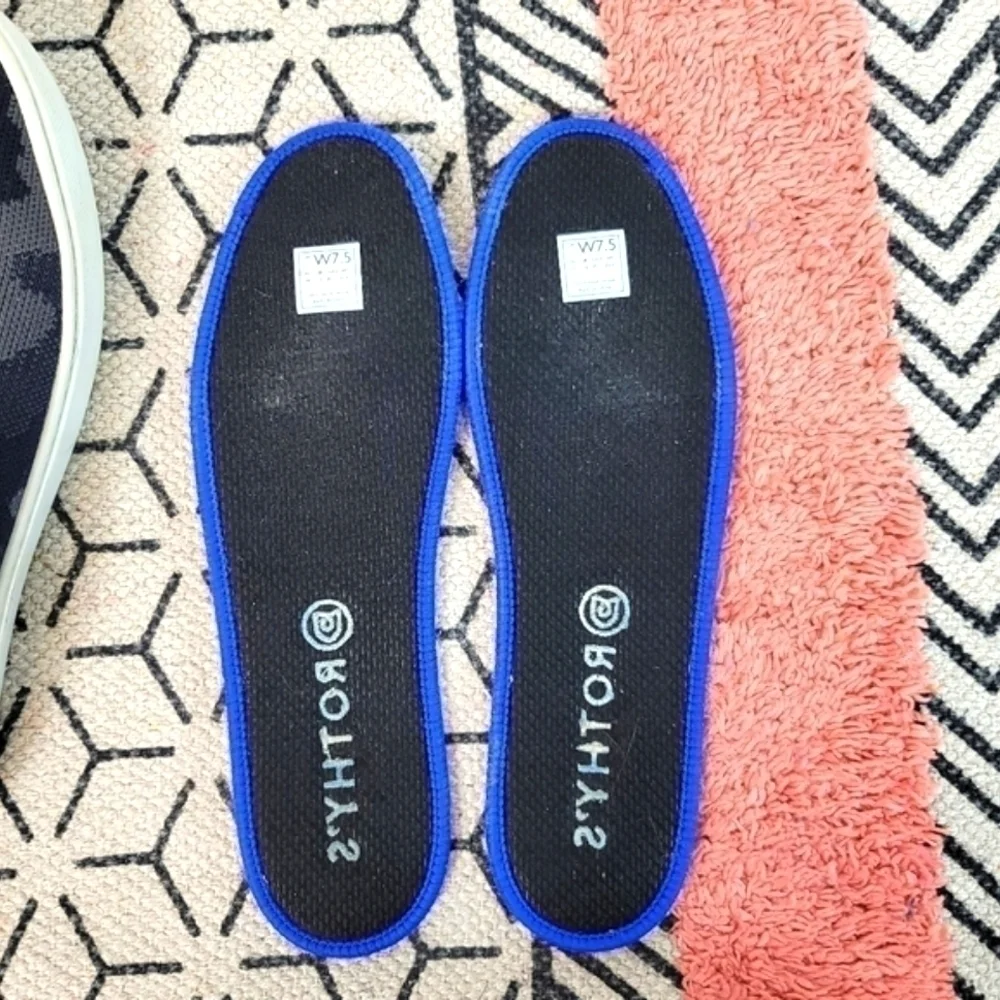 Rothys gently pre
